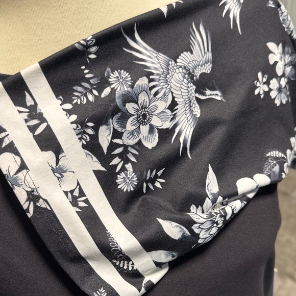 Johnny Was ACTIVE Floral Top - Picture 5 of 11